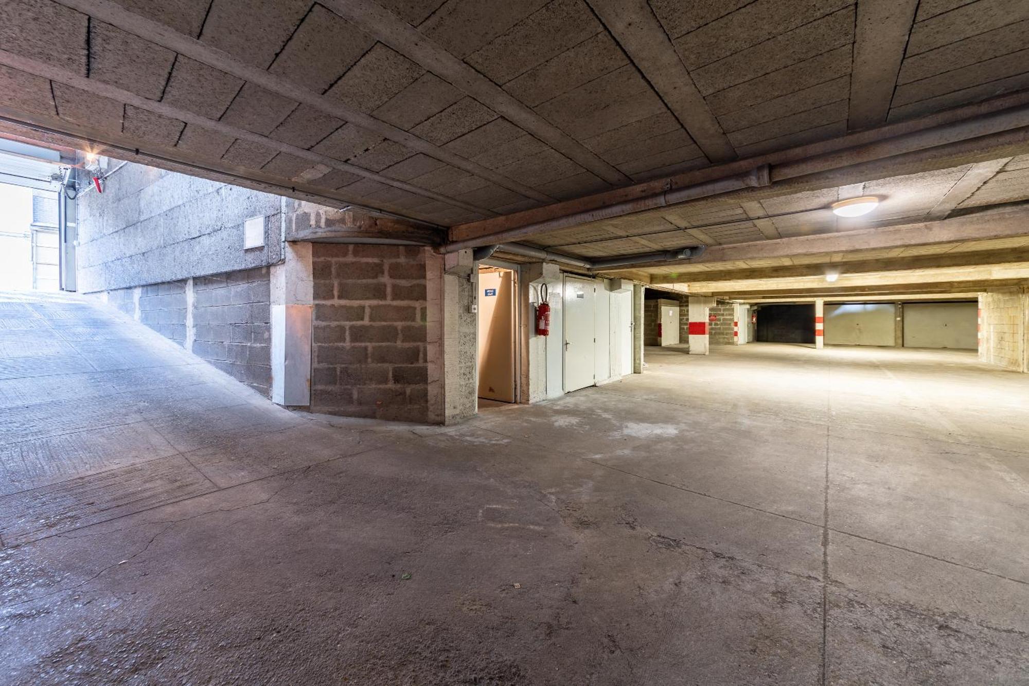 Appartement Cosy Avec Place De Parking Privee لو مان المظهر الخارجي الصورة